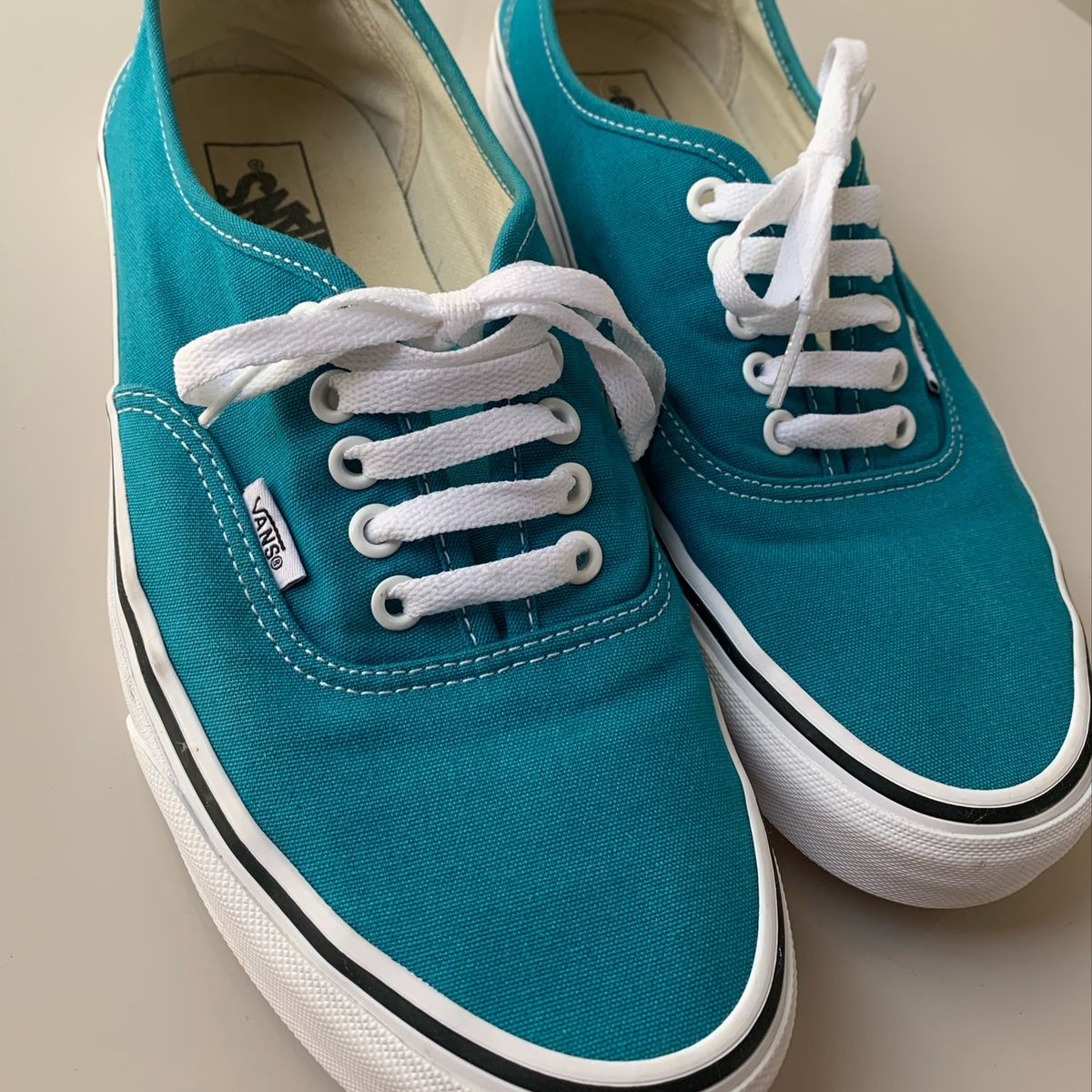 vans verde agua e cinza