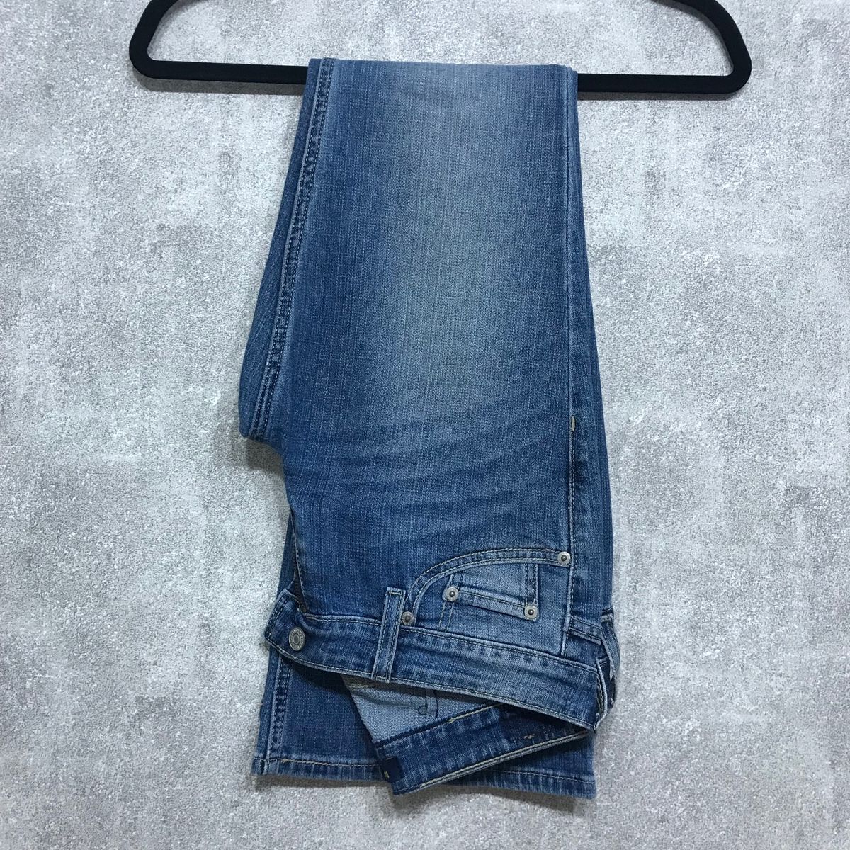 calça flare cintura baixa