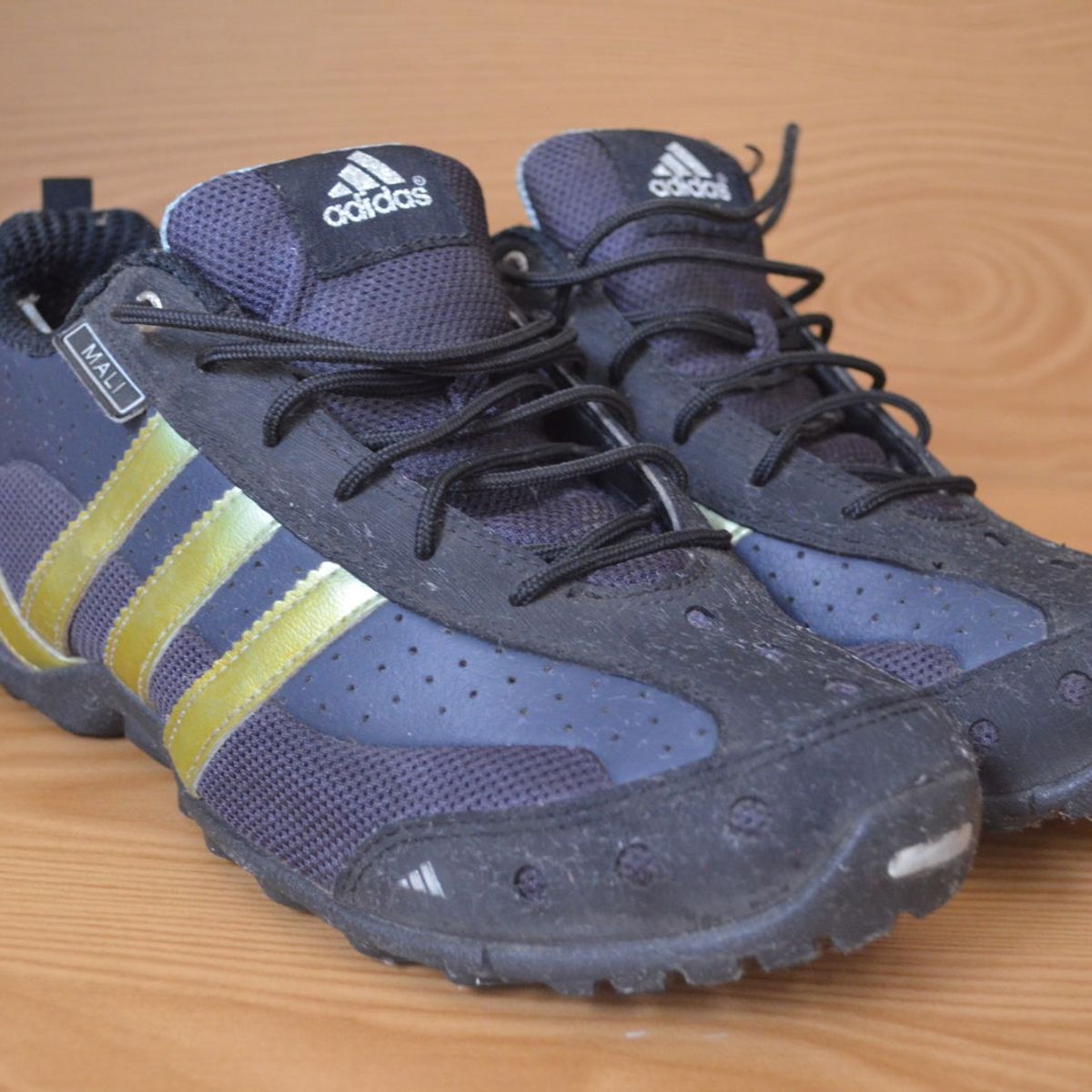 adidas mali antigo