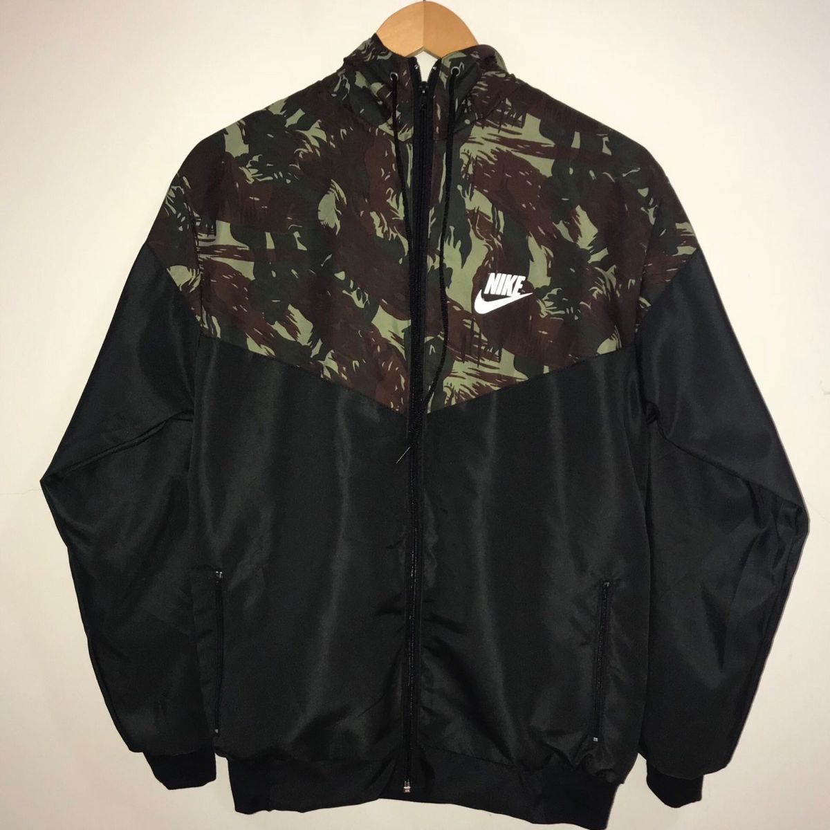 nike corta vento camuflado