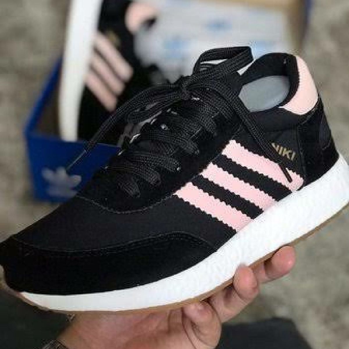 Adidas iniki sales feminino rosa