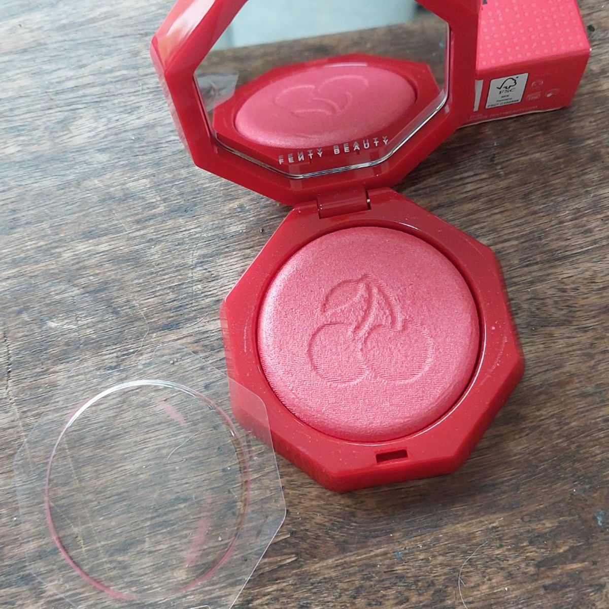 Blush Hot Cheeks Cor Cherry Pie'D | Fenty Beauty Nunca Usado