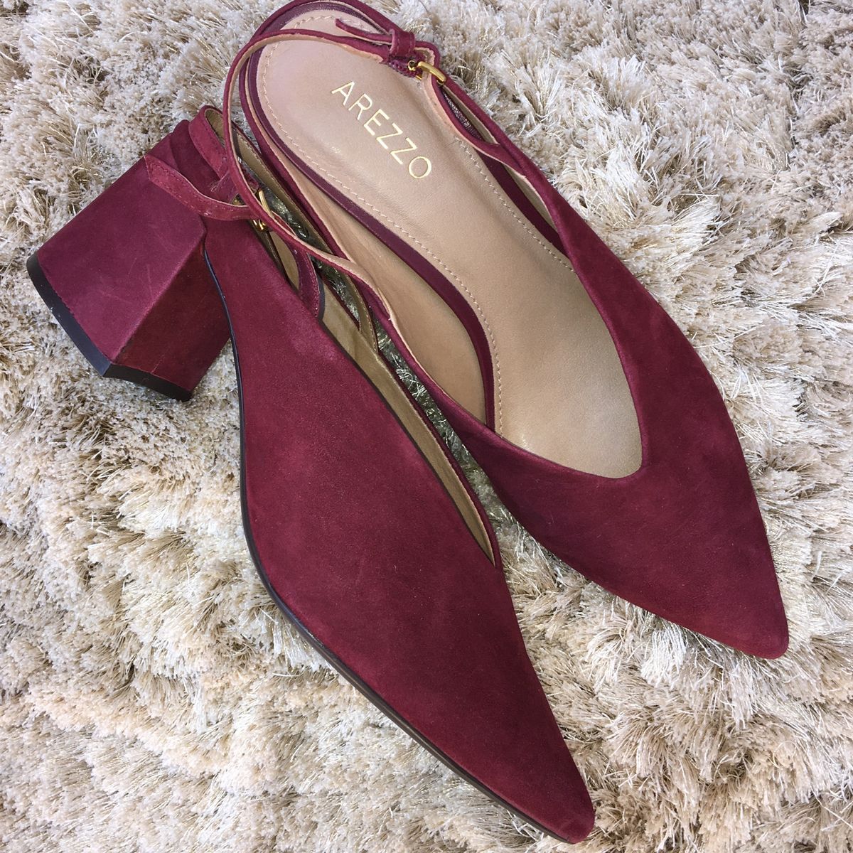 scarpin vinho arezzo