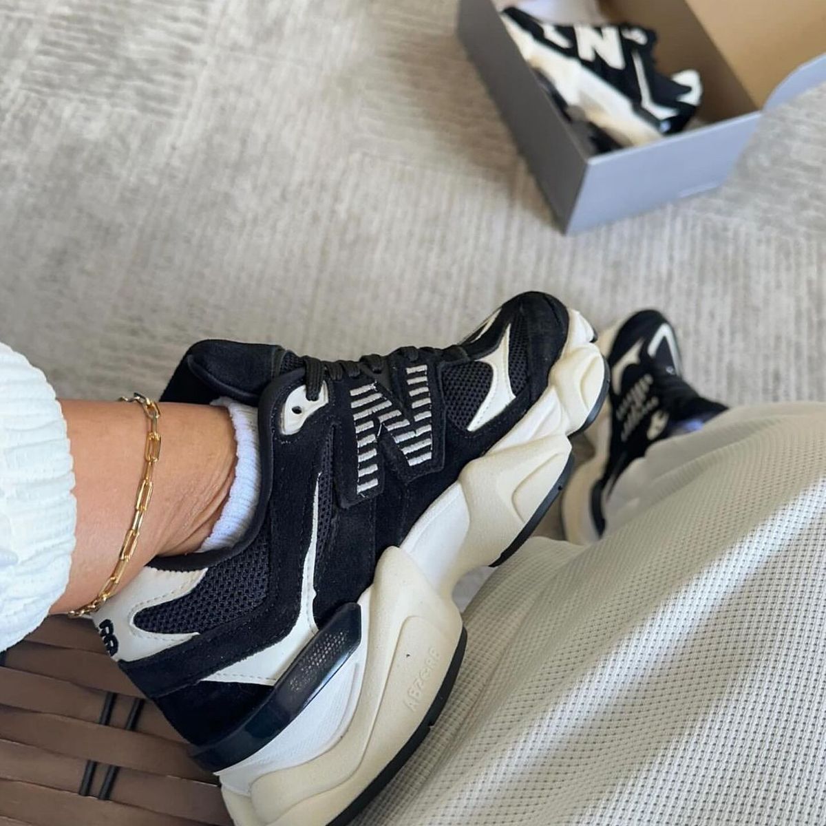 Tênis New Balance 35 Preto Todo de Couro Na Caixa Novo Tênis Feminino New  Balance Nunca Usado 101468778 enjoei