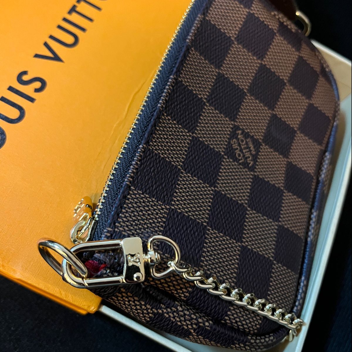 Mini Pochette Louis Vuitton | Bolsa de mão Feminina Louis Vuitton Usado  87521875 | enjoei