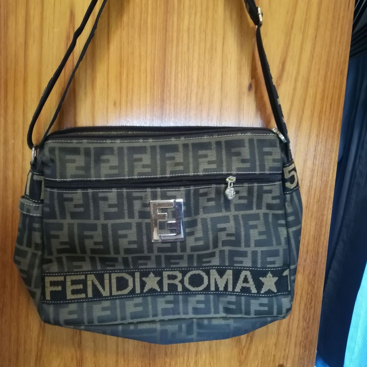 Fendi discount roma bolsa