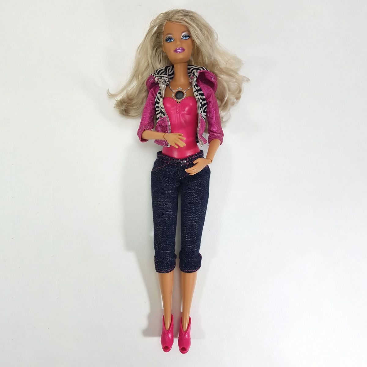 Barbie video girl discount precio