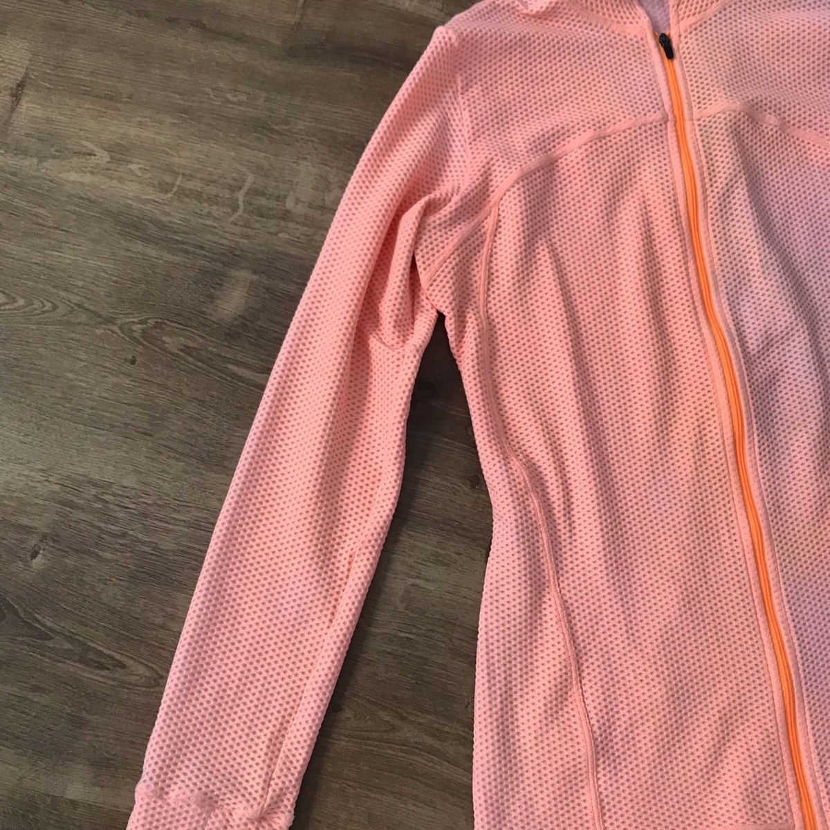 jaqueta track field feminina