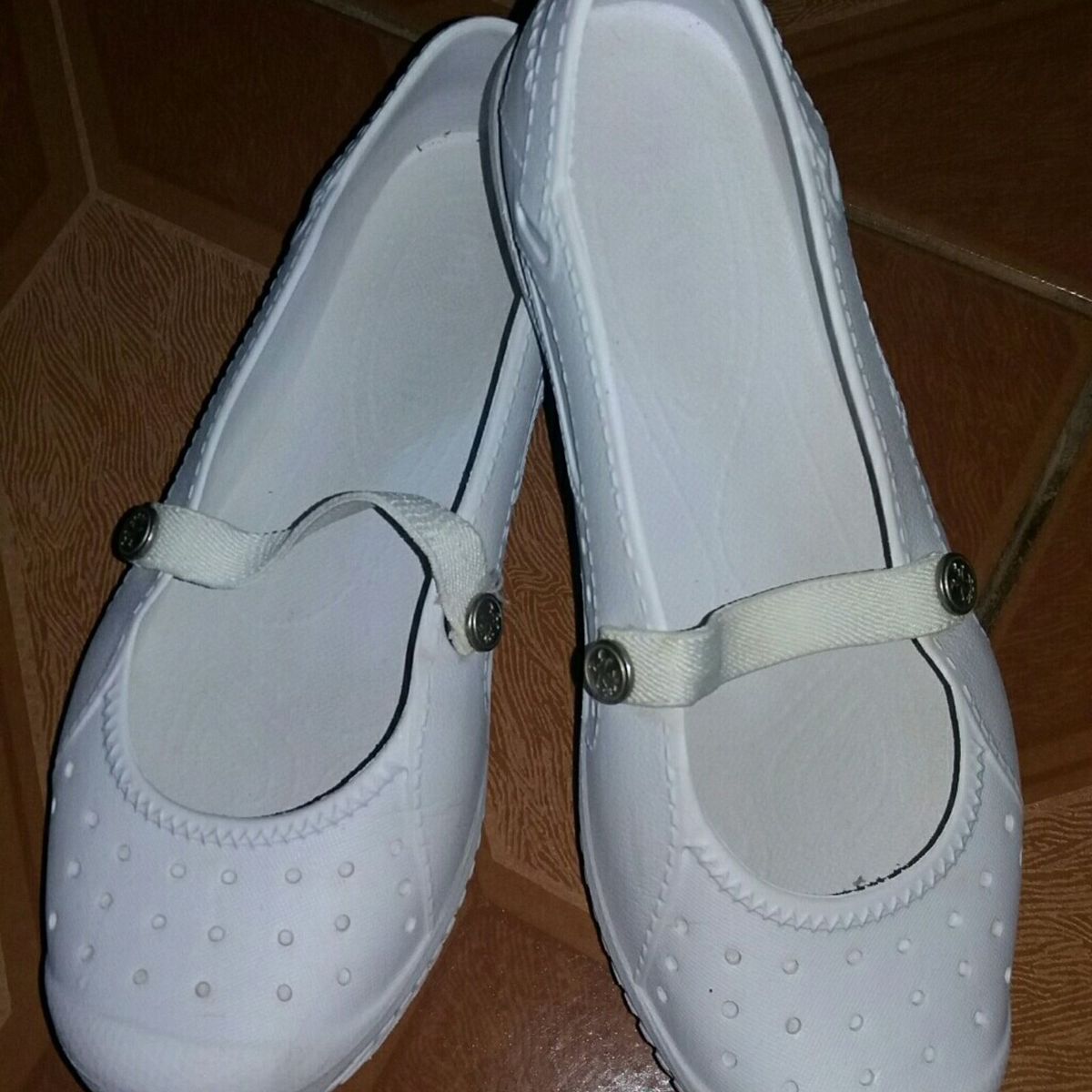 calçado branco para enfermagem