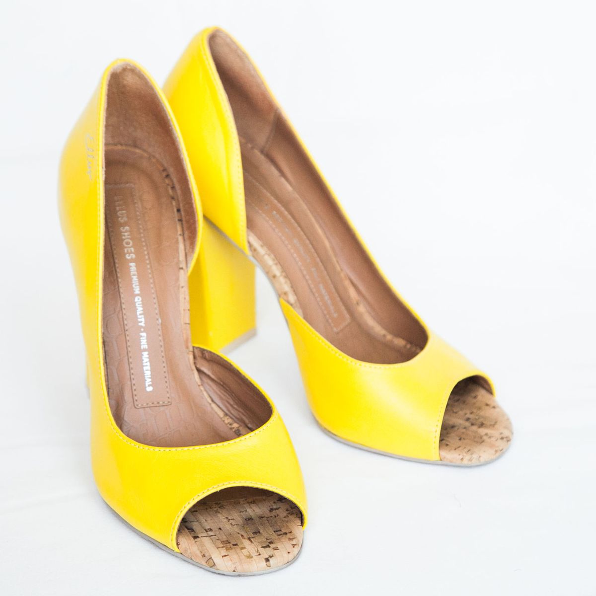 sapato feminino amarelo