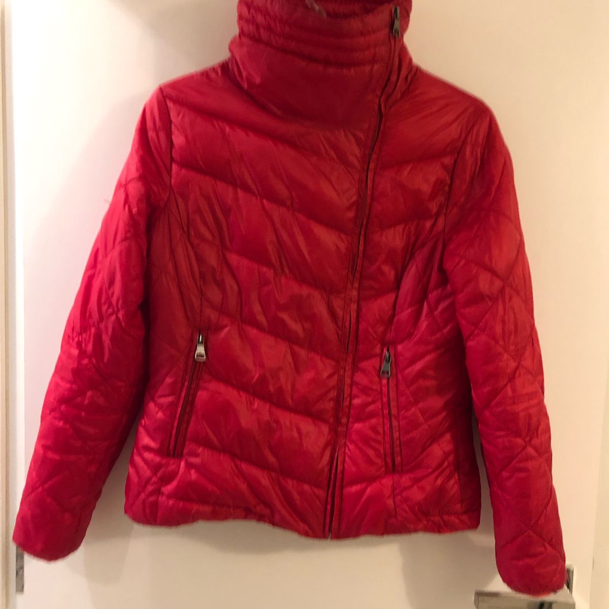 jaqueta nylon vermelha