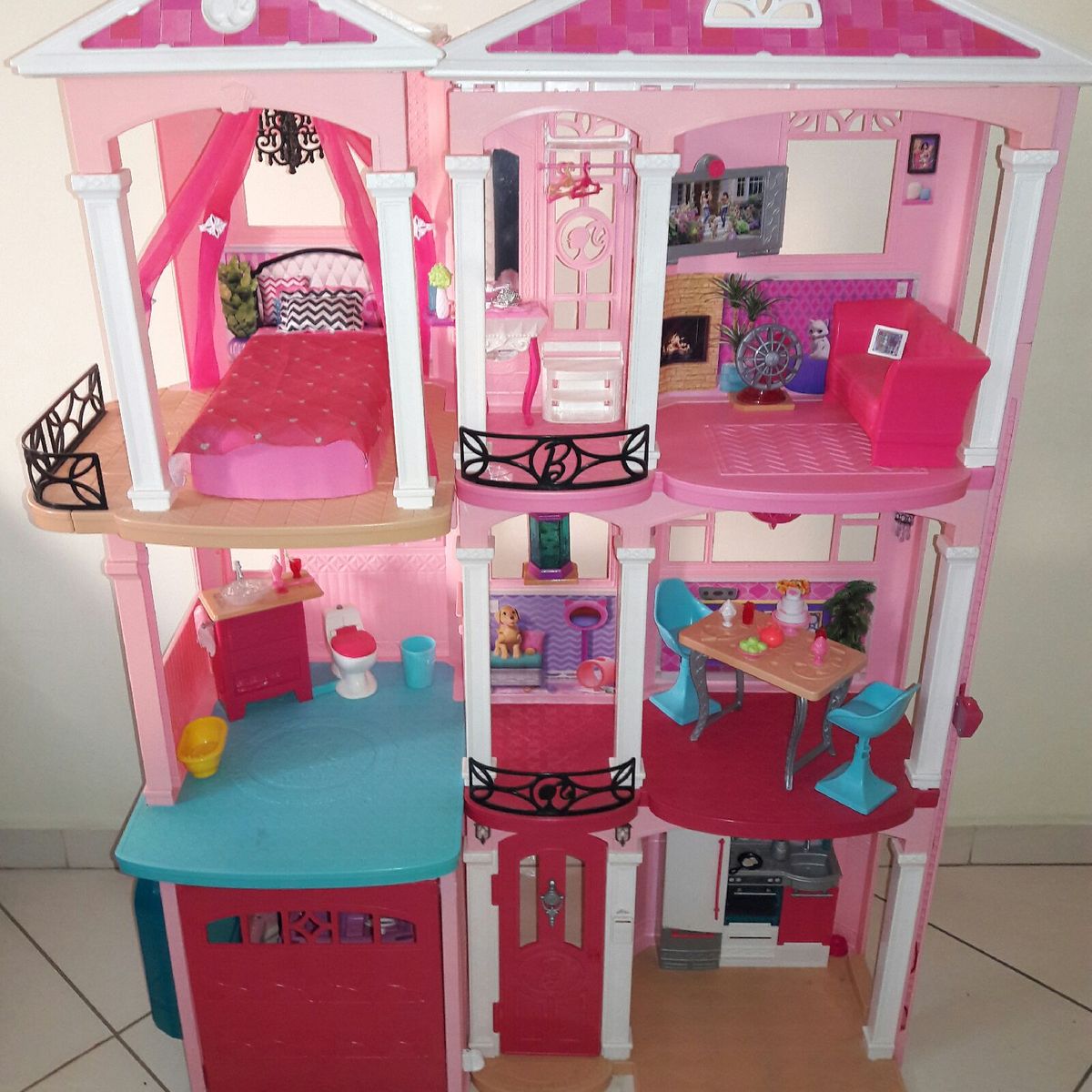 Casa da Barbie Dreamhouse, 3 Andares, Pouquissimo Usada! | Brinquedo para  Bebês Mattel Usado 33453060 | enjoei