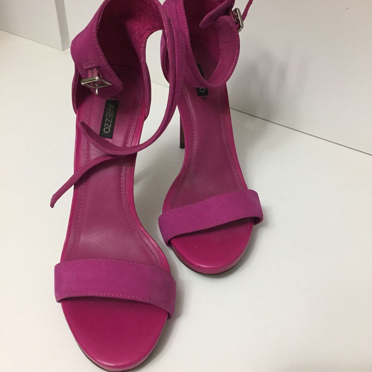 sandalia arezzo rosa