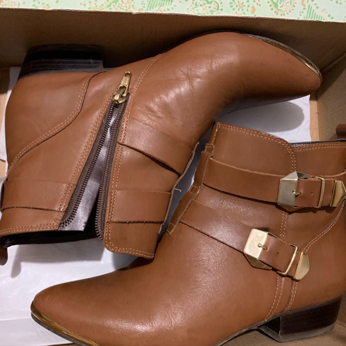 bota lia line cano curto