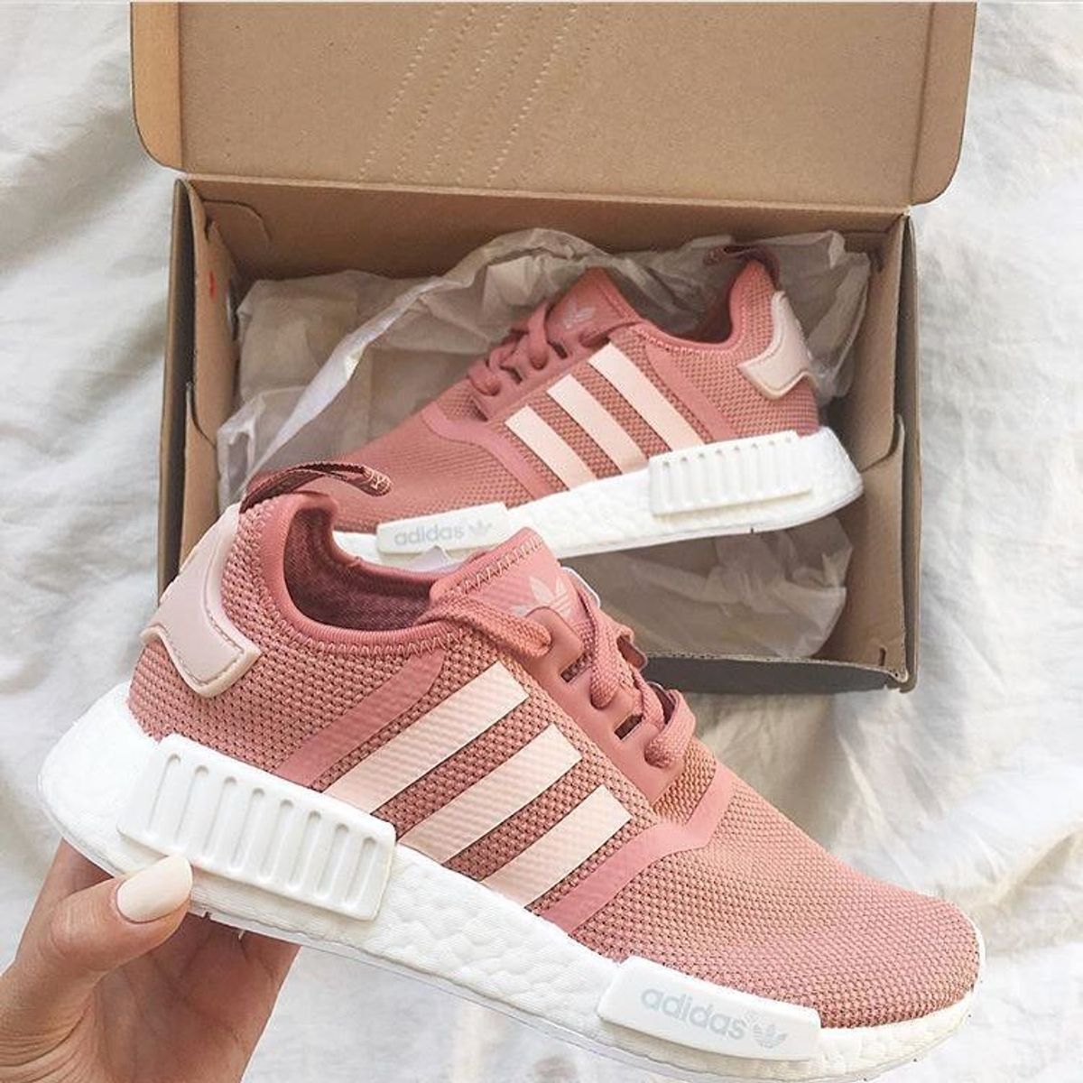 tenis adidas nmd r1 feminino original