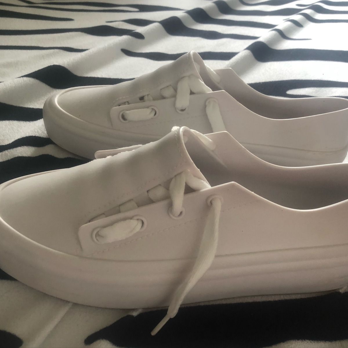 tenis melissa ulitsa sneaker como colocar o cadarço