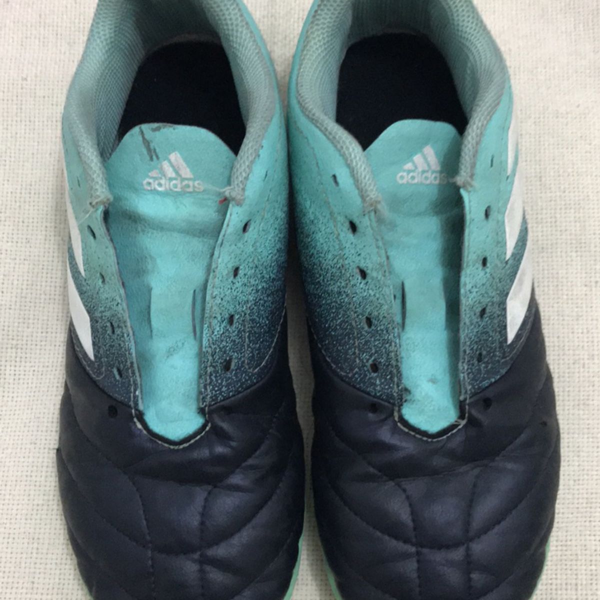 chuteiras futsal adidas e nike tamanho 36