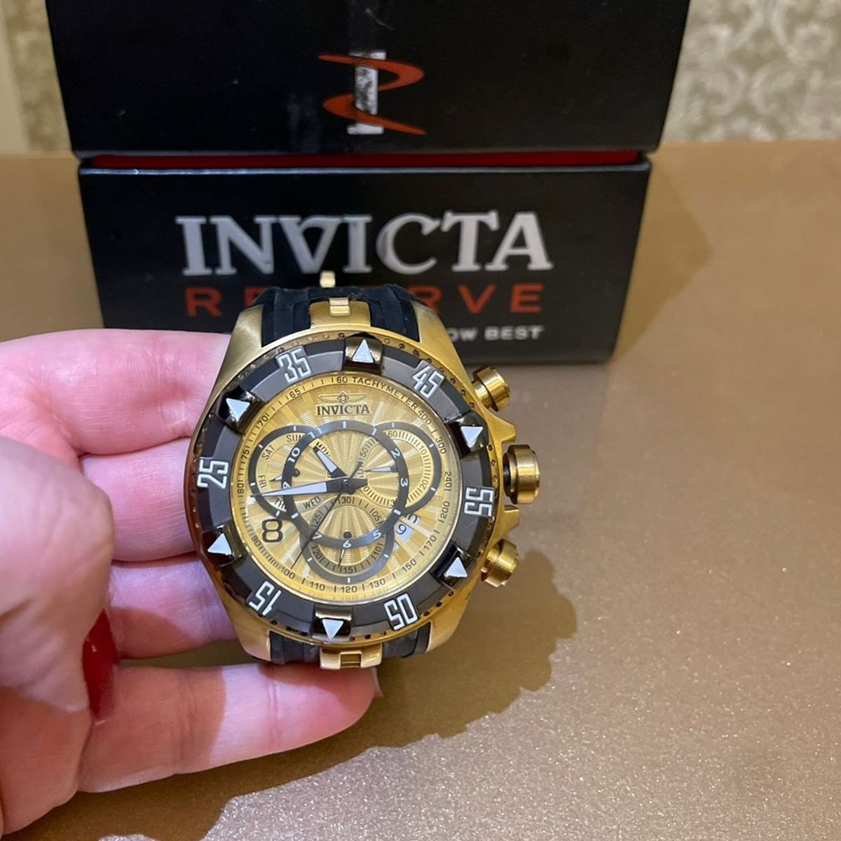 Invicta 24275 hotsell