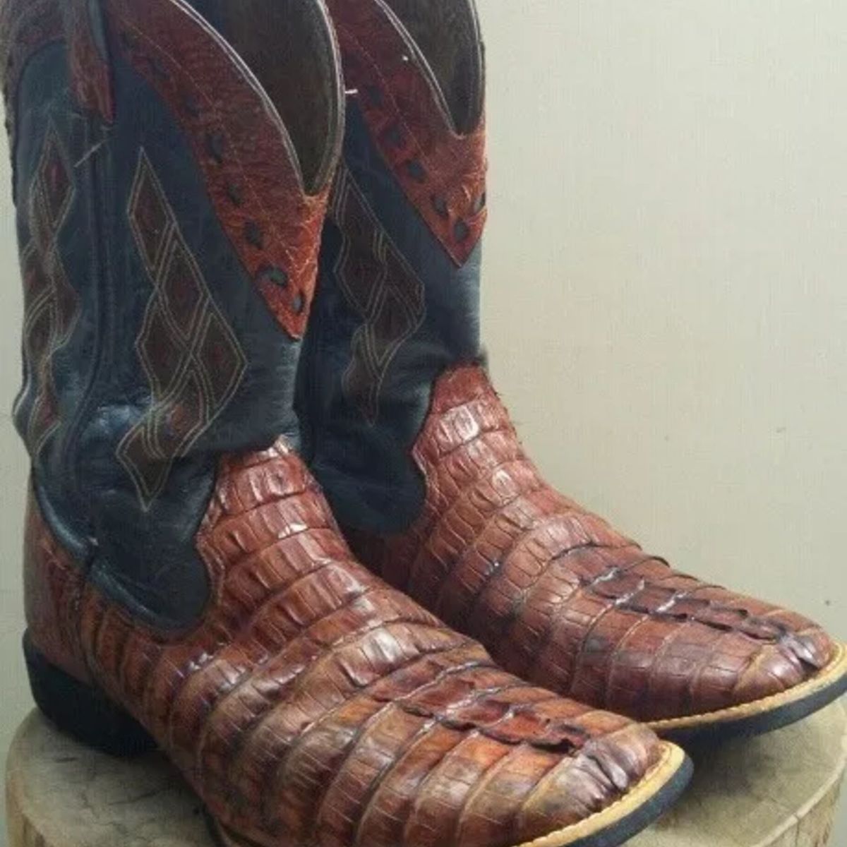bota couro de jacare goyazes