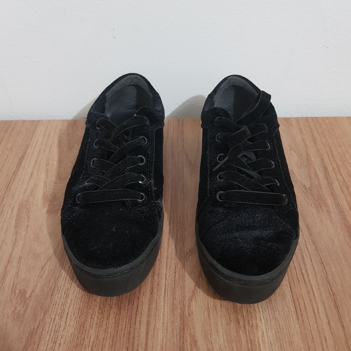 tenis anacapri veludo preto