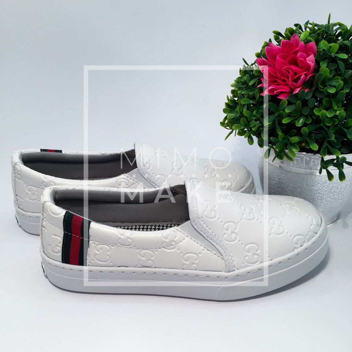 tenis slip on gucci