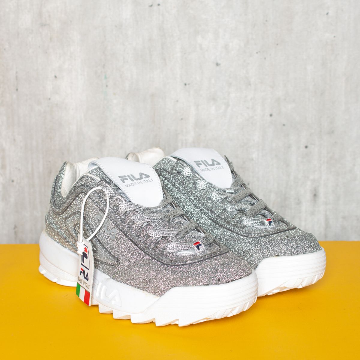 Fila hot sale disruptor glitter