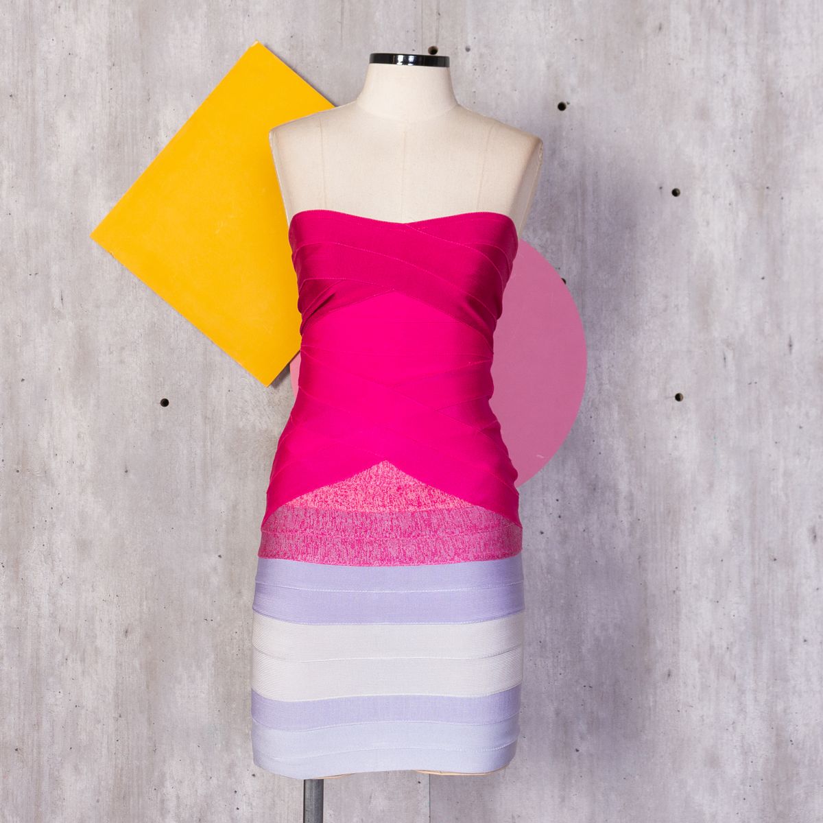 vestido de bandagem rosa