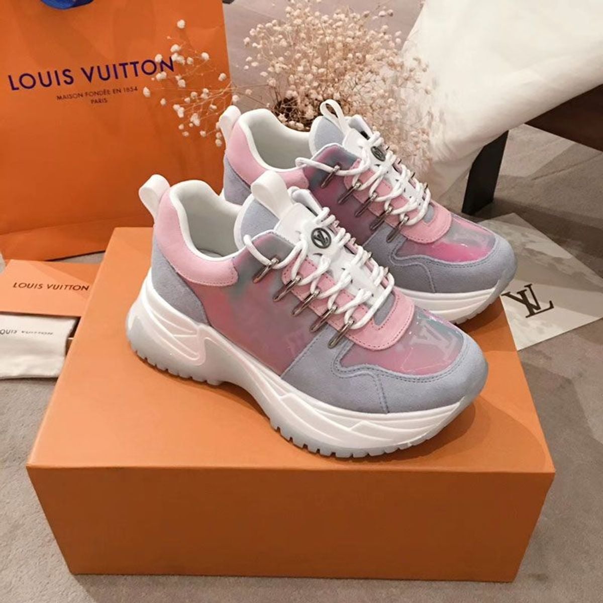 tenis louis vuitton feminino branco