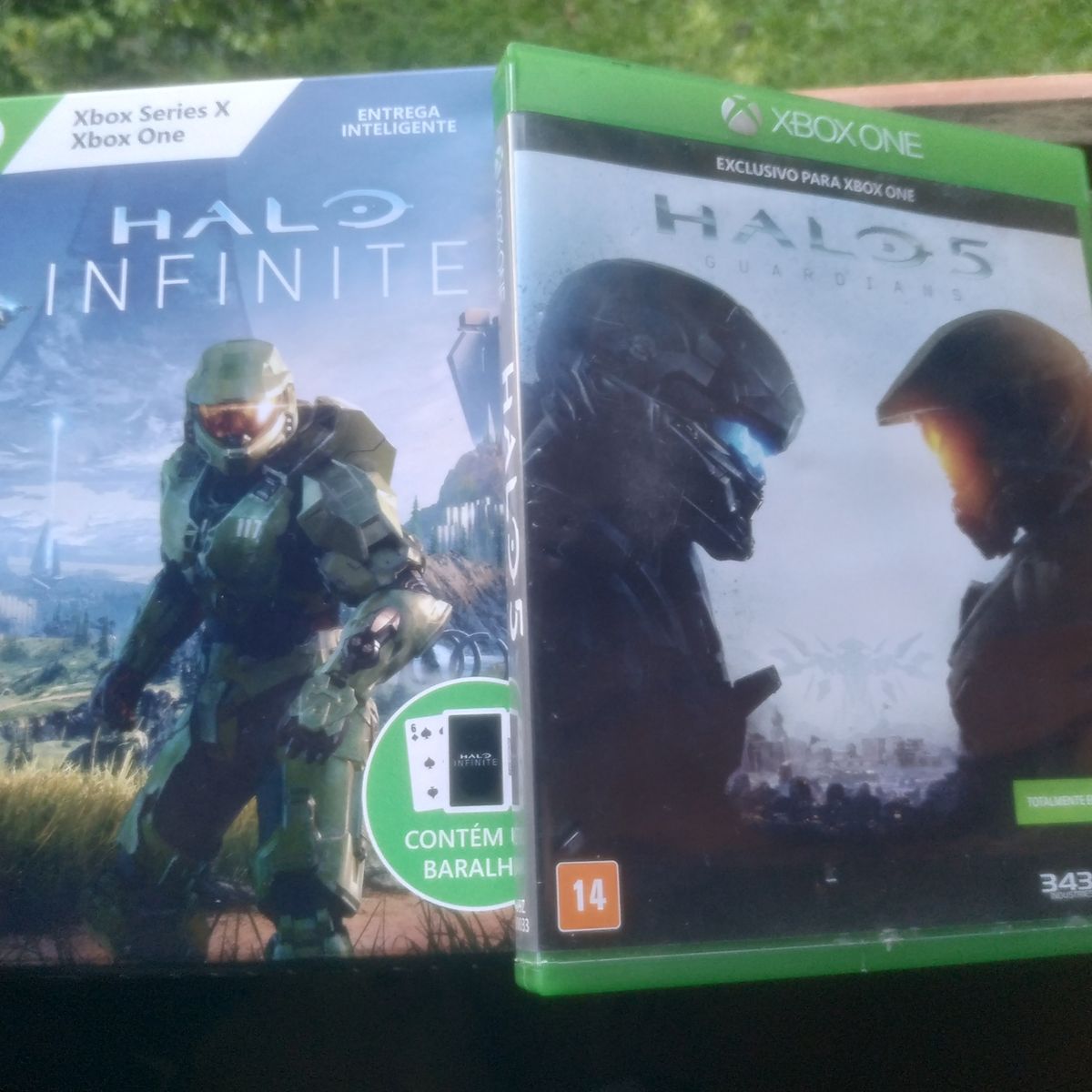 Halo Infinite para Xbox One e Xbox Series X + Baralho Exclusivo