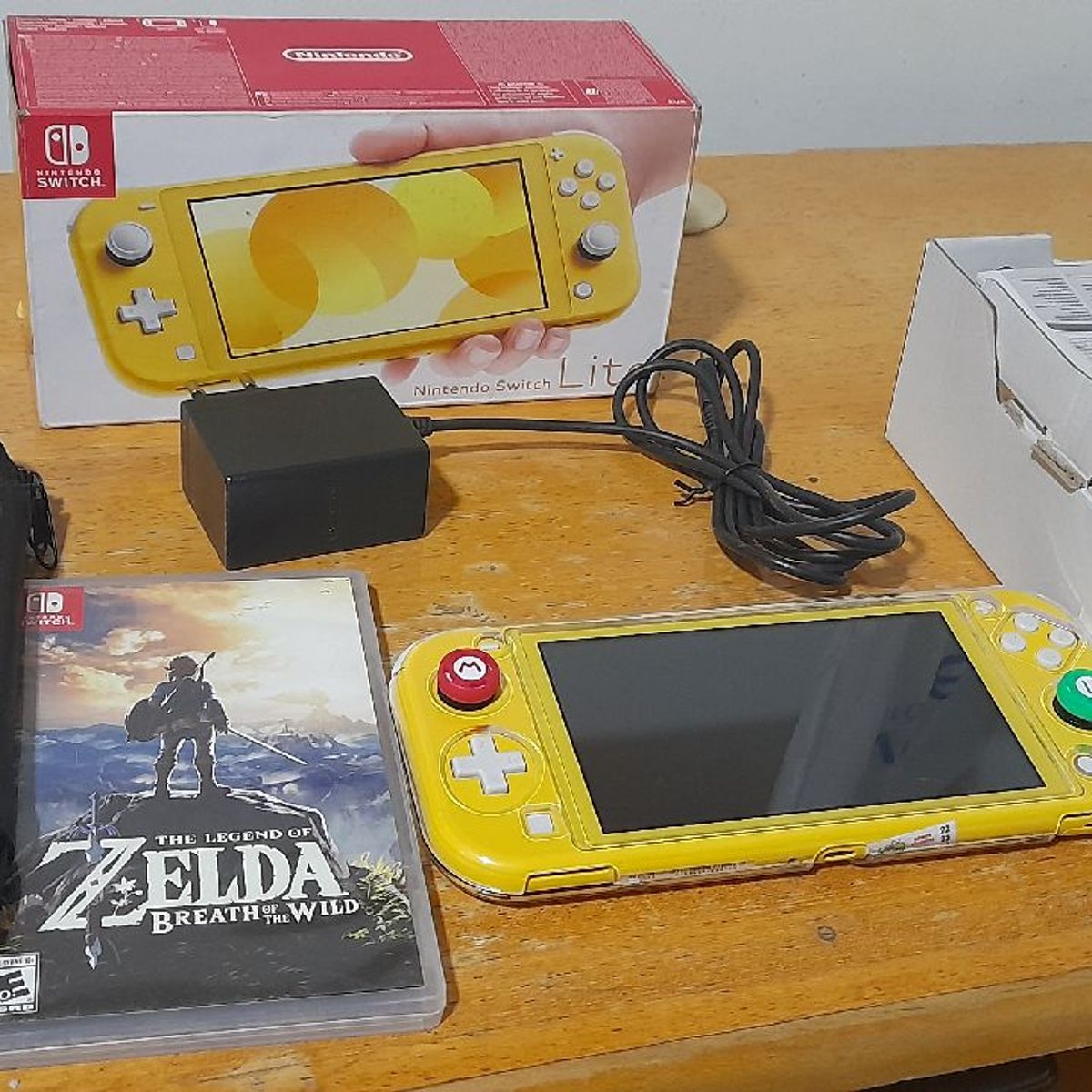 Nintendo switch lite zelda breath of the wild