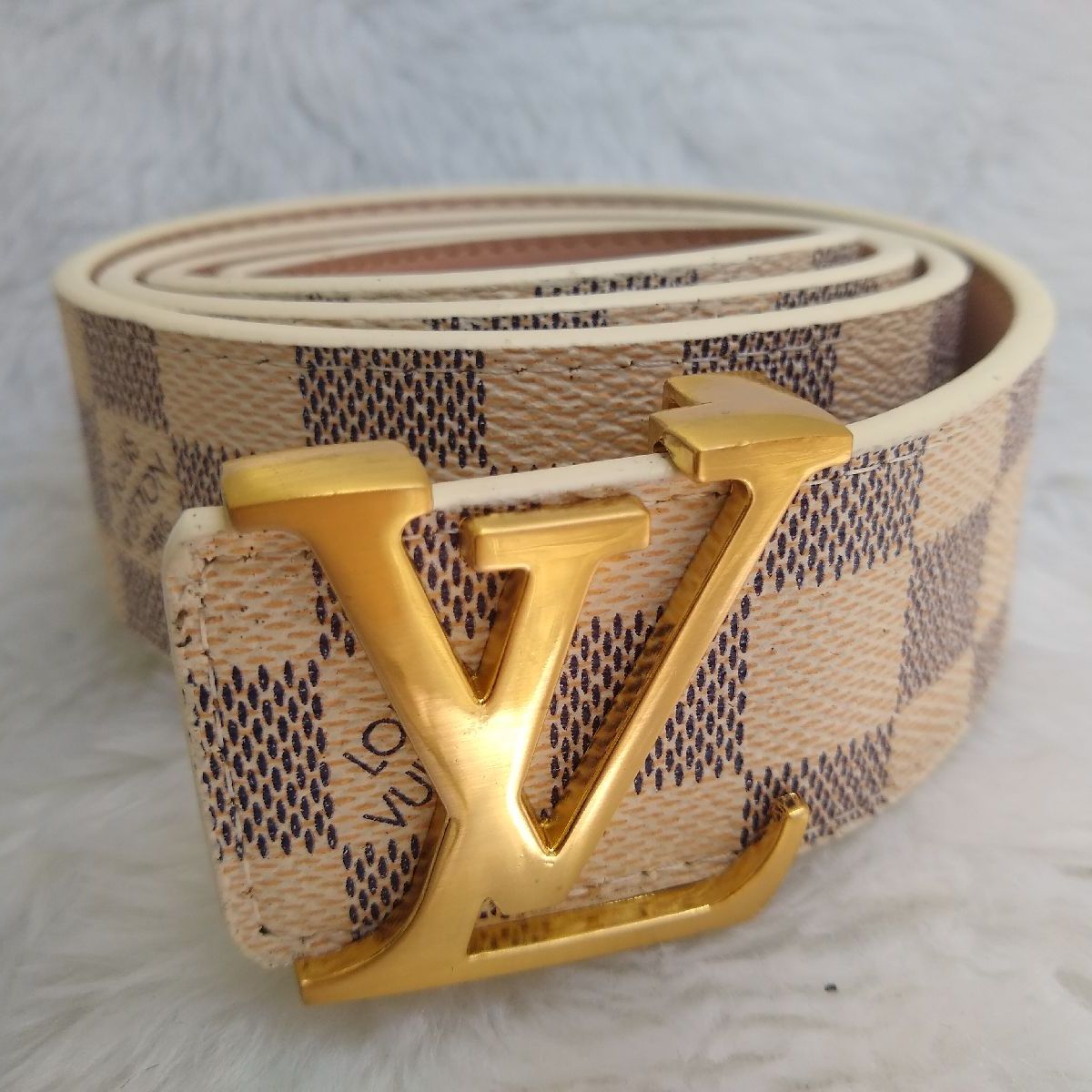 Louis Vuitton LV Vermelho Branco Comum Padrão Xadrez Homens Mulheres Cinto  Decoração Carta Correspondência De Vestido - Escorrega o Preço