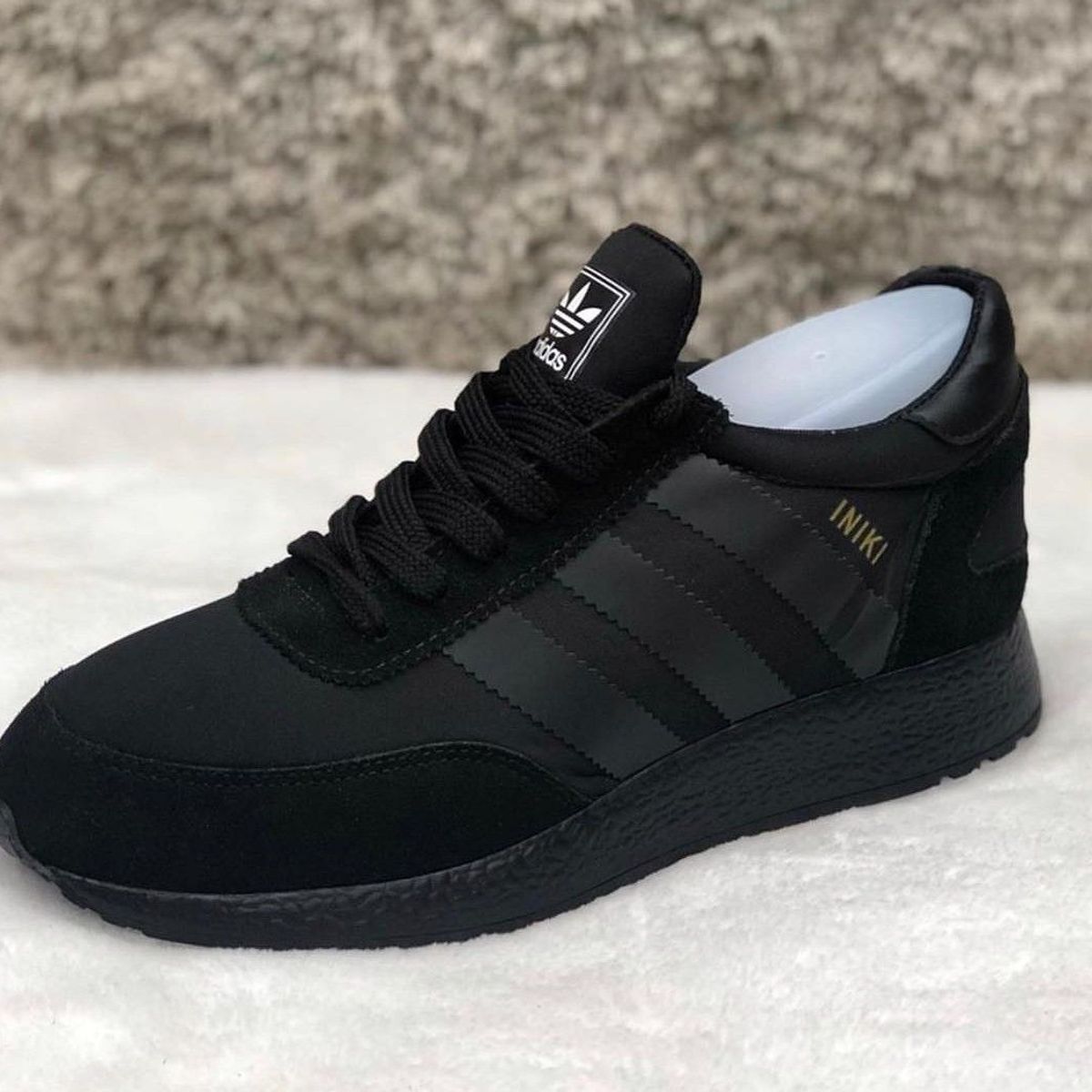 Adidas iniki runner preto sale