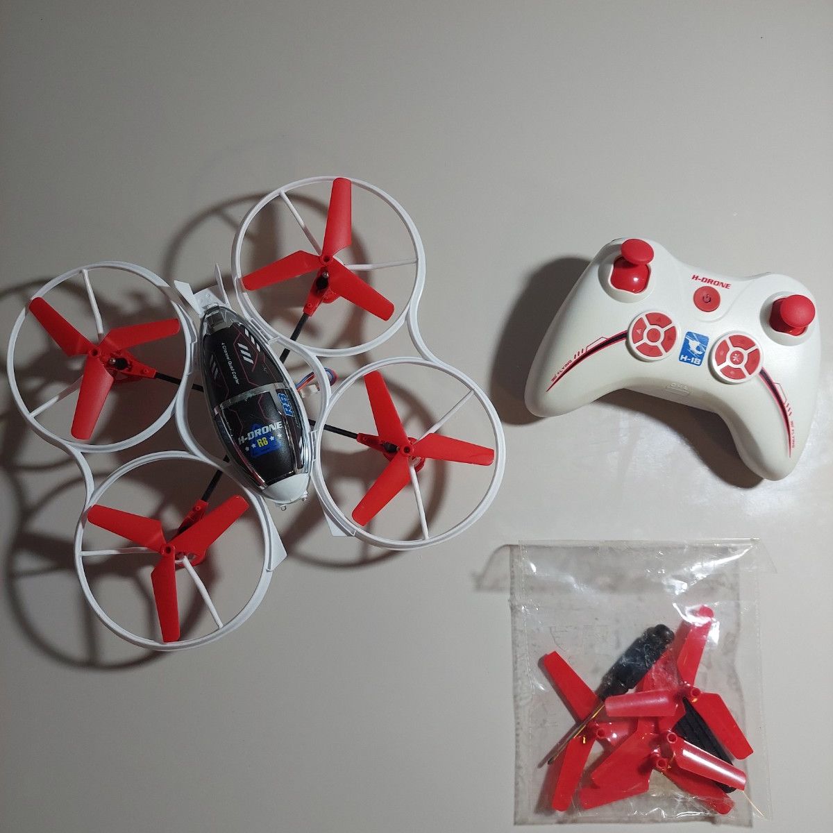 Drone H drone R8 Quadricoptero 24cm Brinquedo Candide Usado 99292755 enjoei