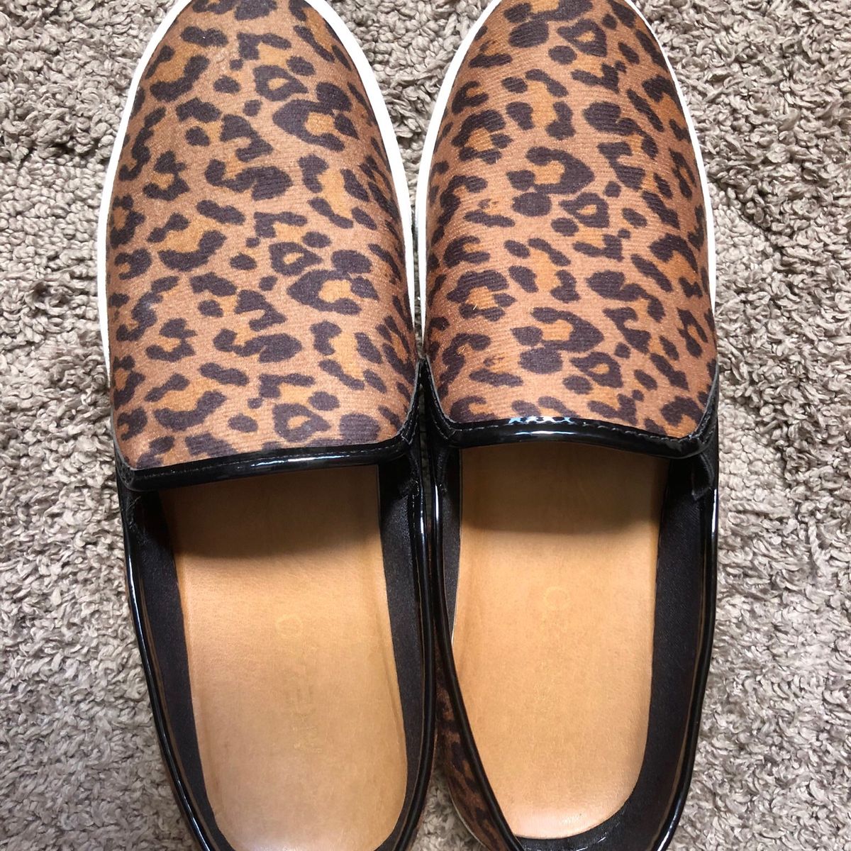 slip on arezzo animal print