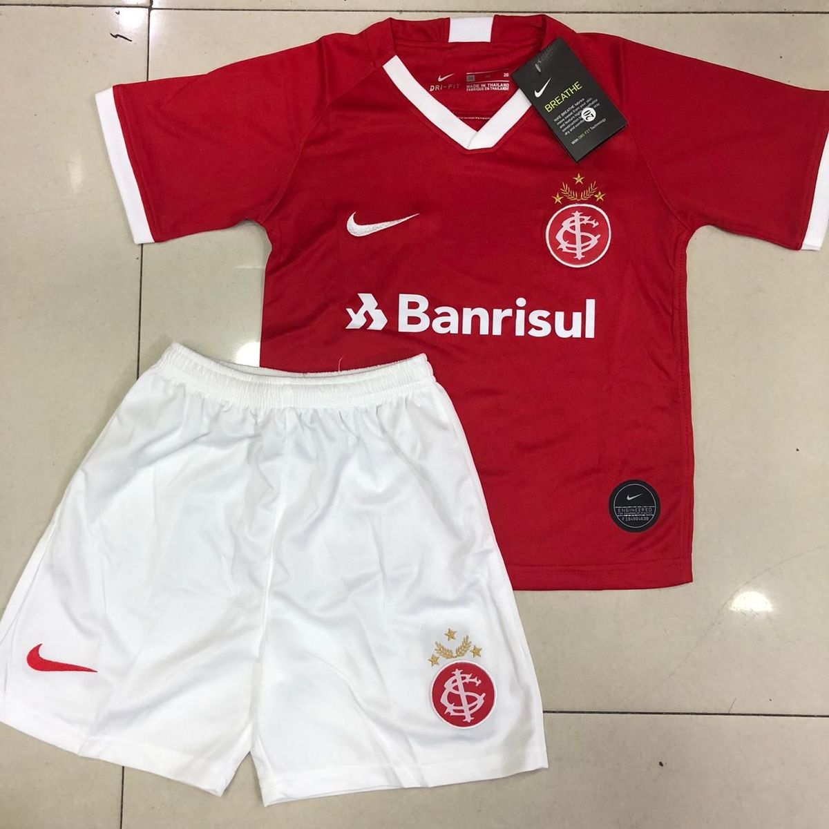 camisa infantil internacional