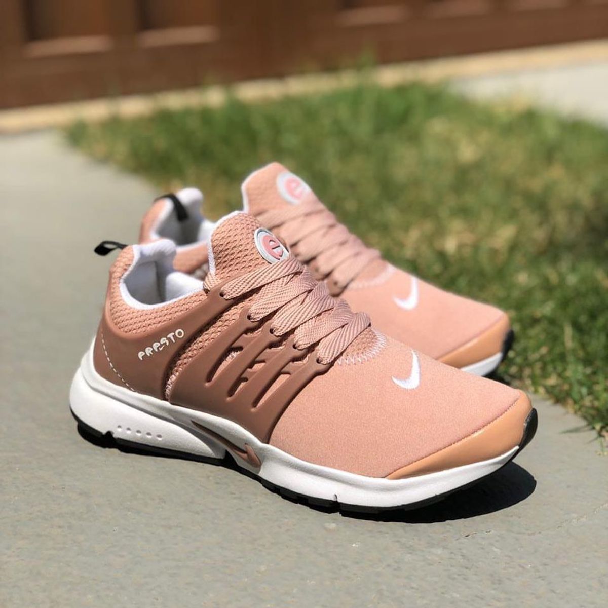 tenis air presto feminino