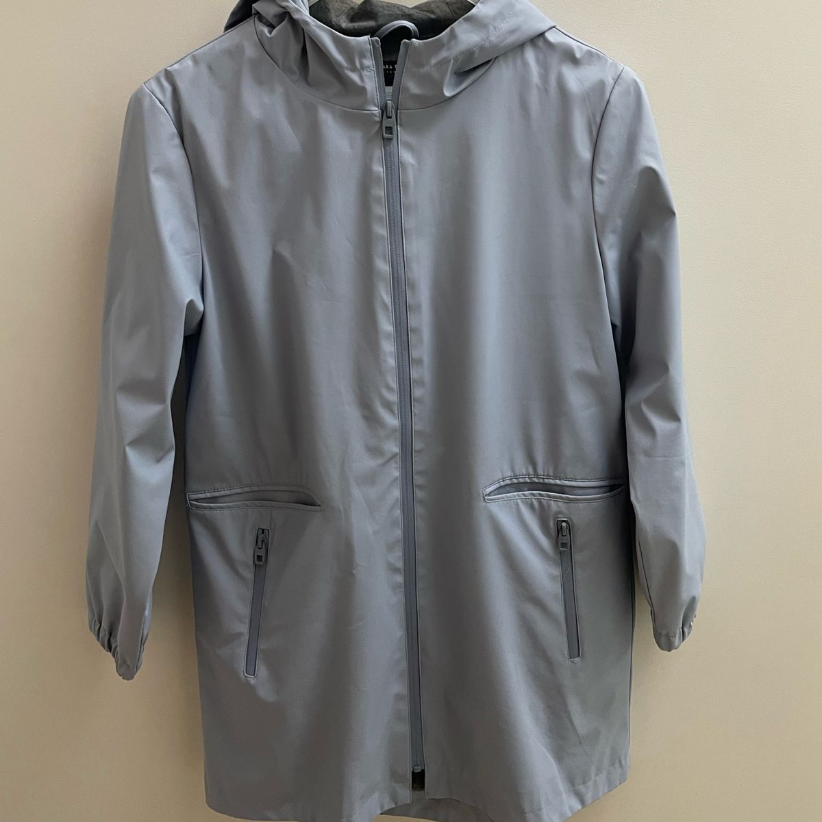 Capa de chuva com best sale capuz zara