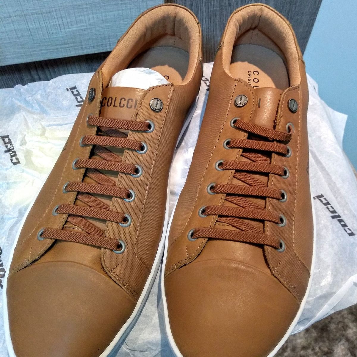 sapatenis colcci marrom