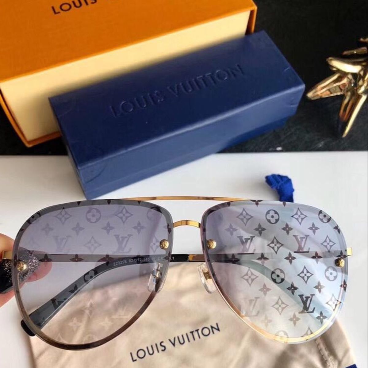 Óculos de Sol Louis Vuitton Drive Lv Máscara Aviador | Óculos Feminino  Louis Vuitton Nunca Usado 45659056 | enjoei