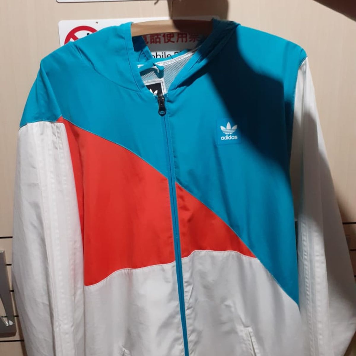 corta vento adidas courtside