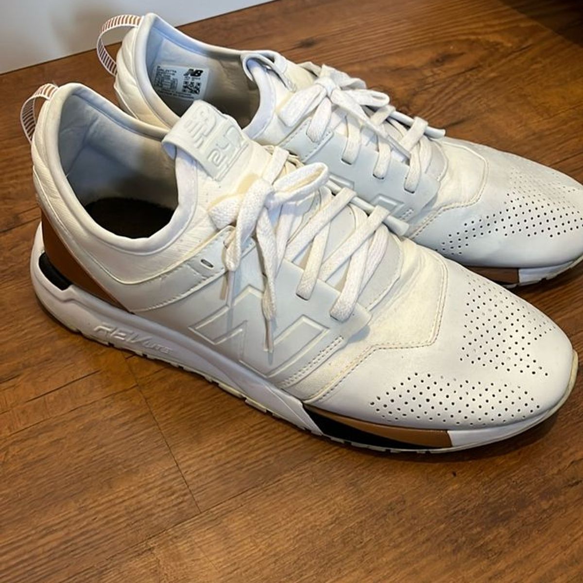 New Balance 247 Luxe Branco New Balance 247 Luxe Australia Shop - Main Image