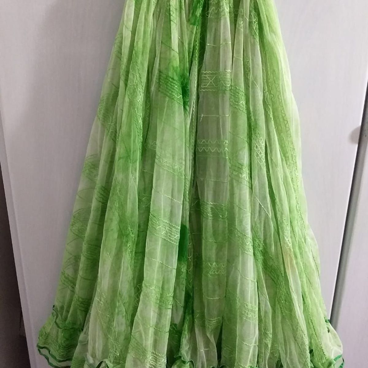 saia cigana verde