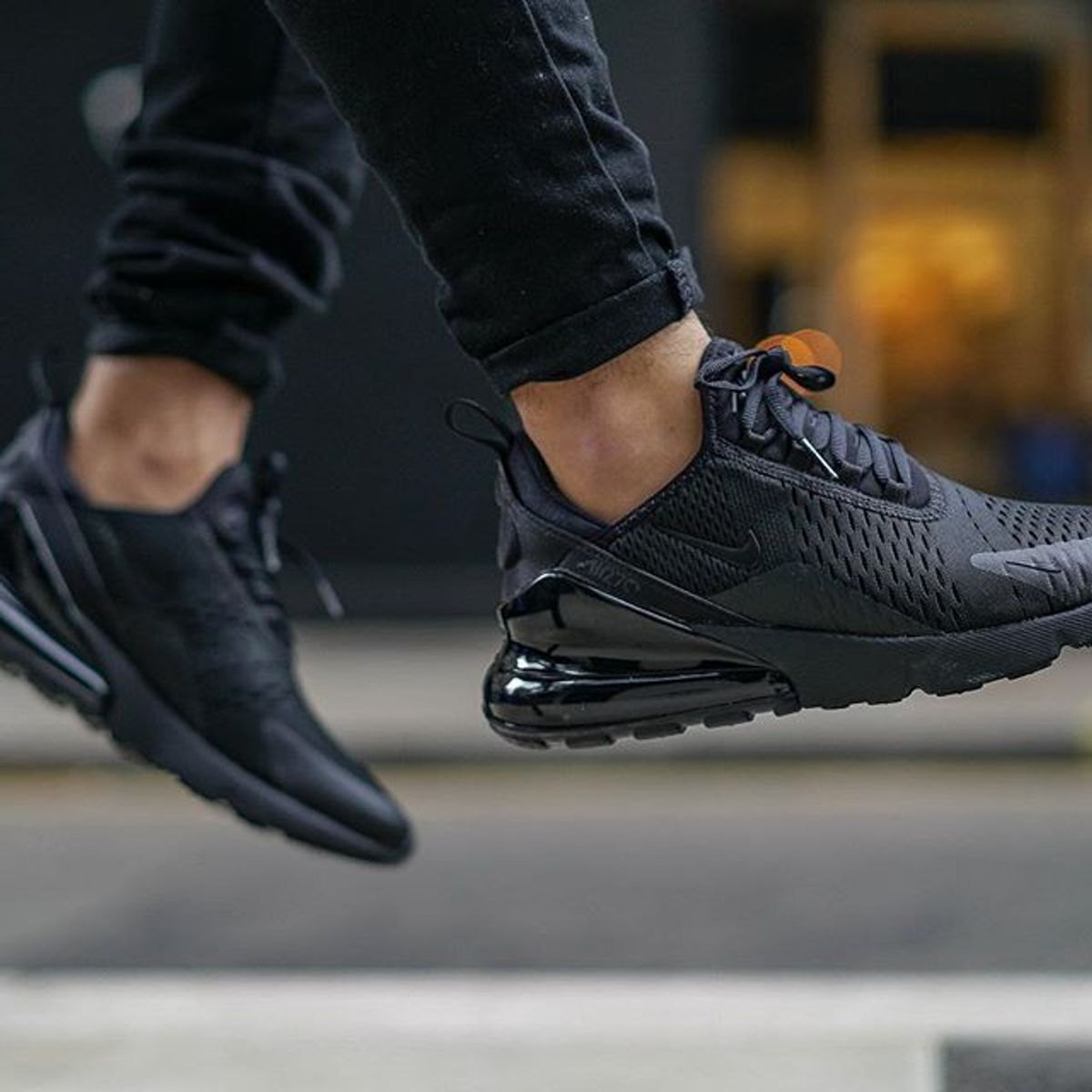 Nike m store air max 270