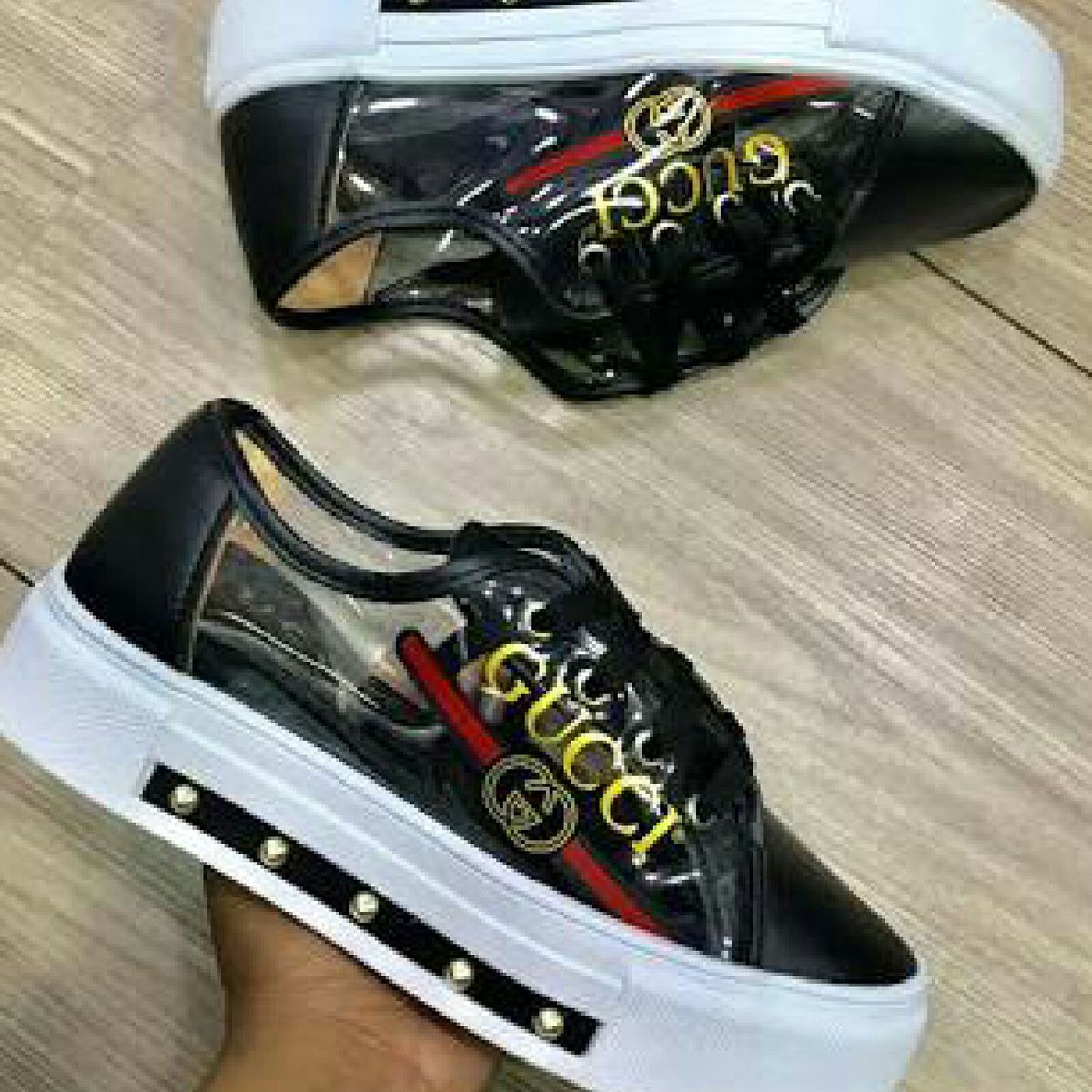 tenis plataforma transparente