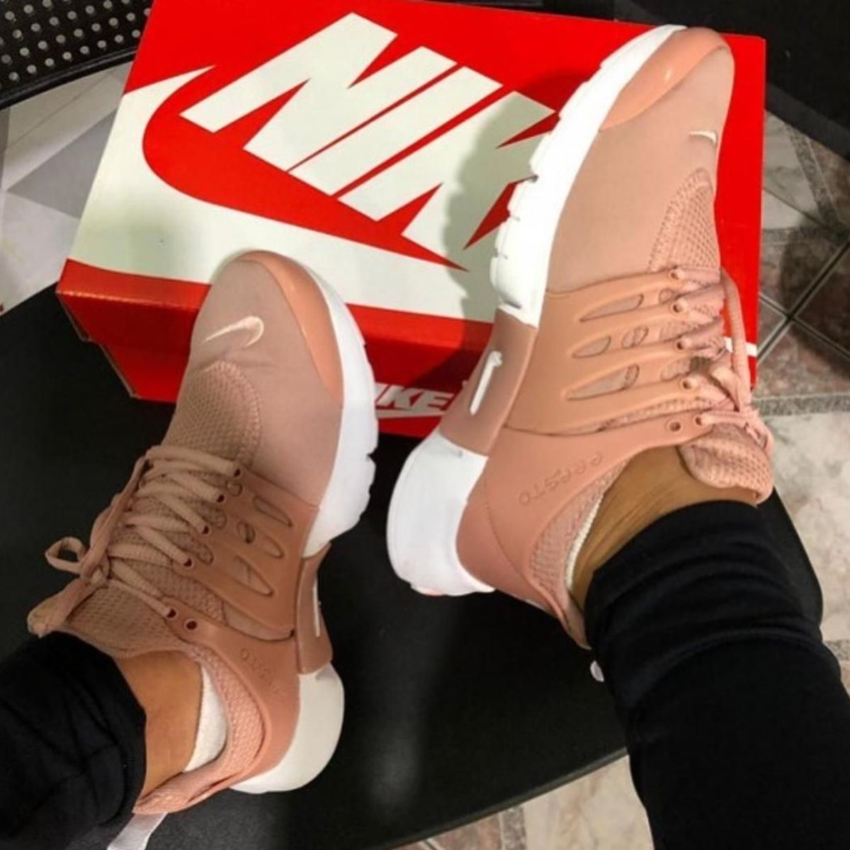 Tenis nike feminino store presto