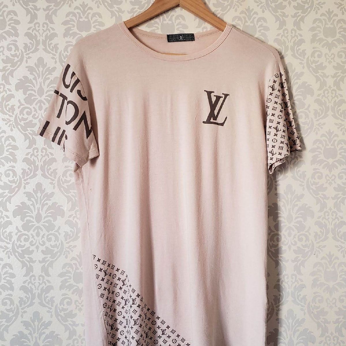 Camiseta Louis Vuitton - Bordada, Camiseta Masculina Louis-Vuitton Usado  66455780