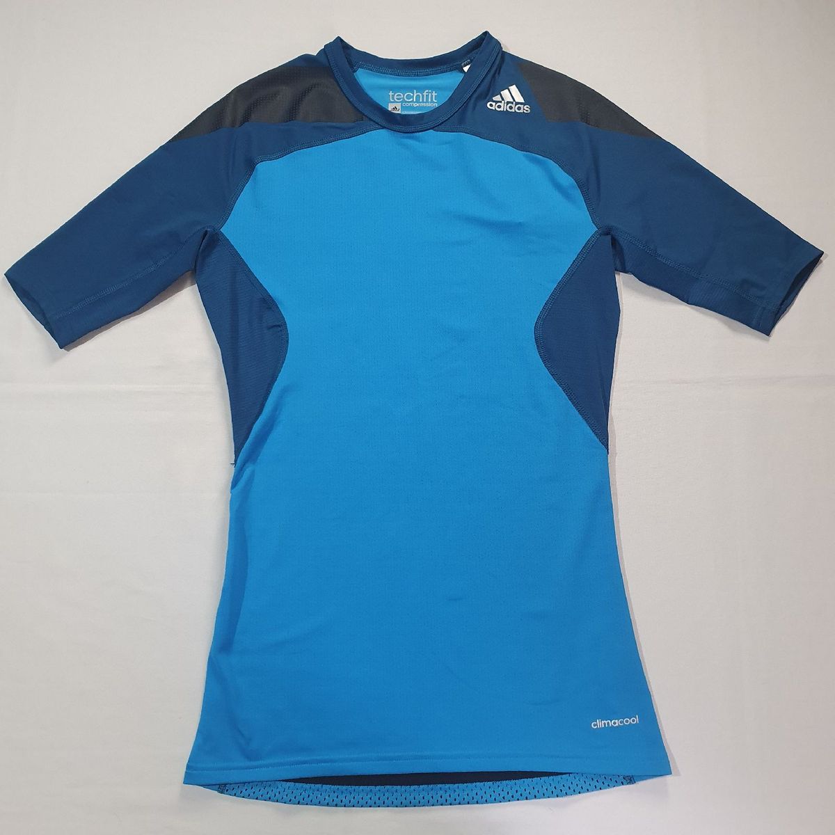 camisa termica adidas