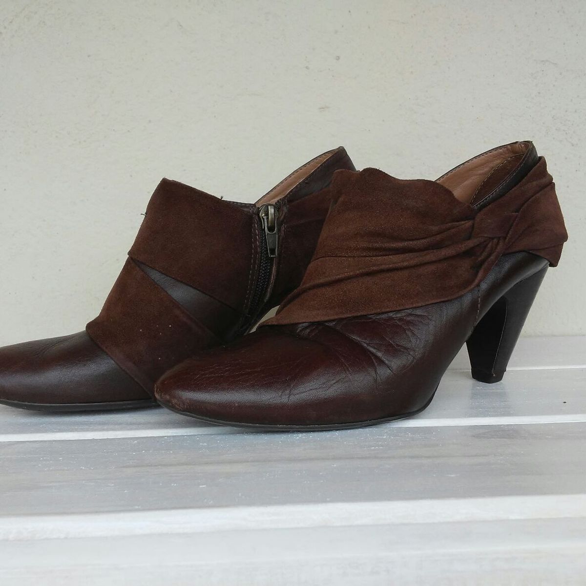 bota tabita cano curto