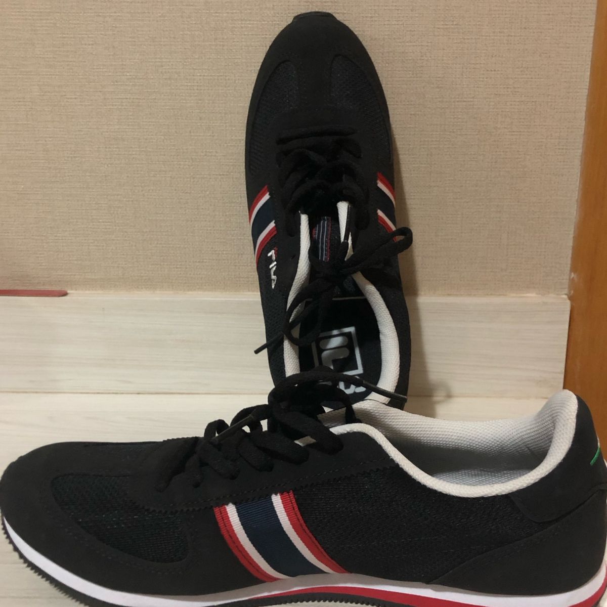 Tenis fila feminino tamanho 40 sale