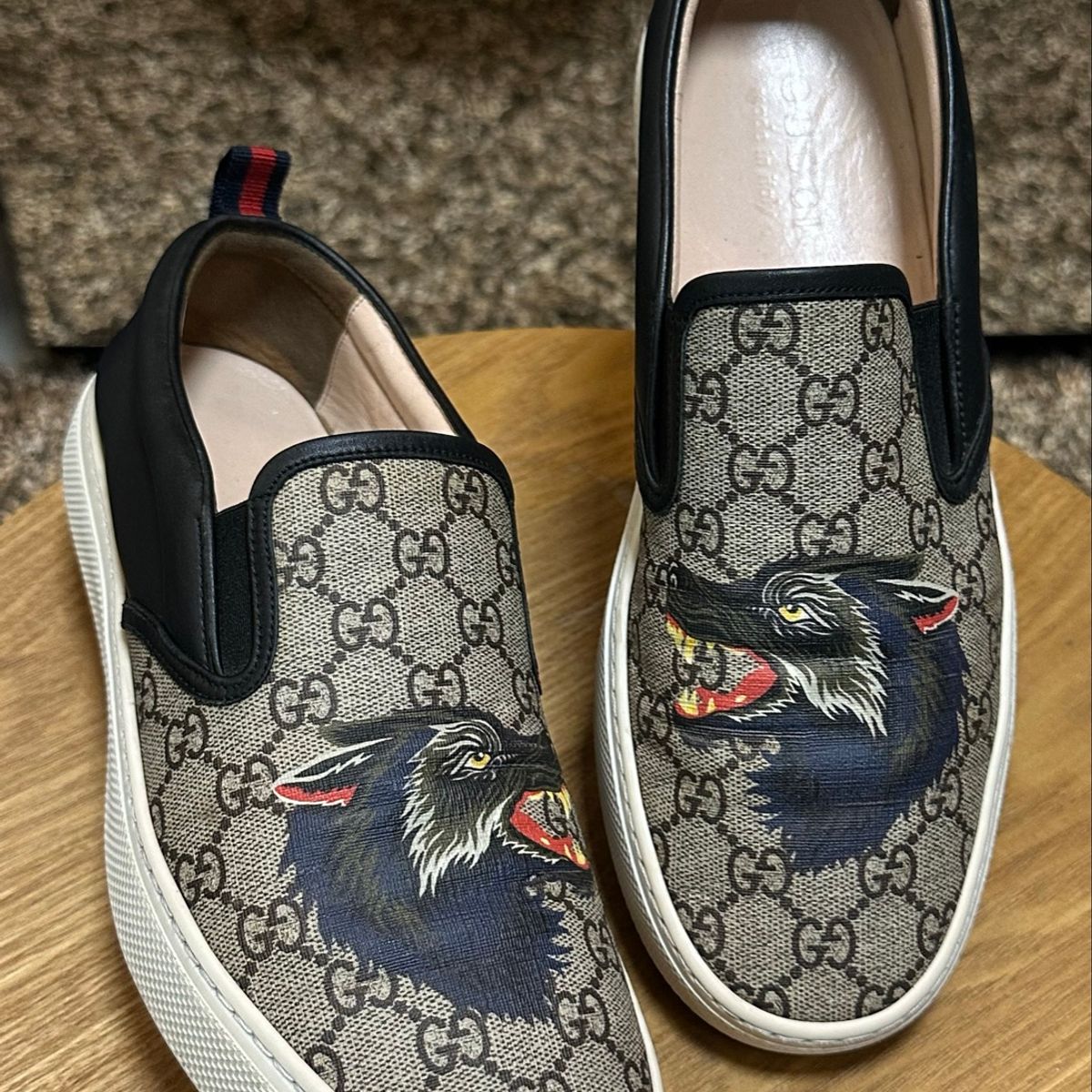 Gucci wolf slip on deals